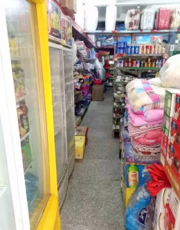 安兜小学旁超市，大照/集体照_图3