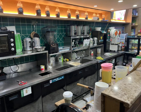 湖里金山小区奶茶店转让，大照/集体照_图2