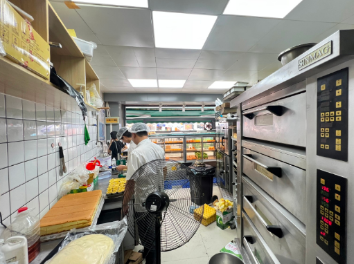思明禾祥西十字路口烘培店转让，大照/集体照_图2