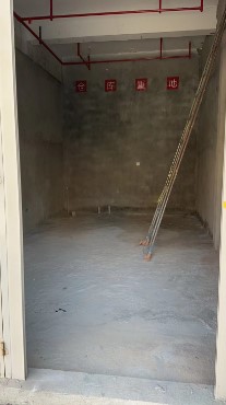 翔安隧道口小区门口店铺出租，大照/集体照_图2