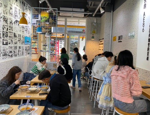 集美华侨大学旁边小吃店转让，大照/集体照_图2