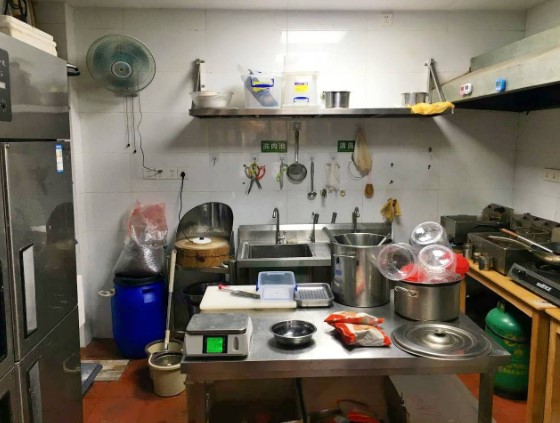 思明曾厝垵休闲小吃店转让 ，大照/集体照_图4