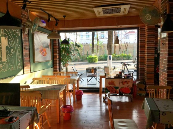 思明曾厝垵休闲小吃店转让 ，大照/集体照_图3