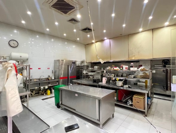 思明凤屿路外卖店转让（有三相电，电费5毛），大照/集体照_图2