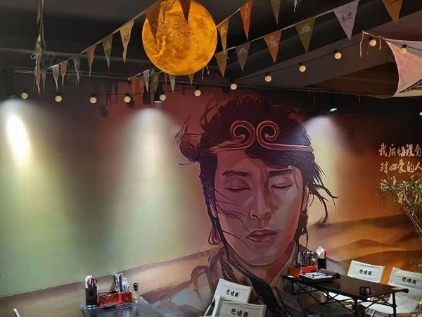 学生围绕带露台餐饮店转让，大照/集体照_图3