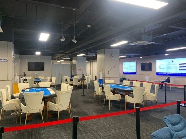 火车站旁万象城对面精装修会所招租合适做茶馆健身房培训机构医业，大照/集体照