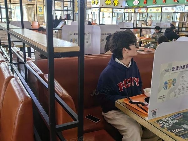 因个人原因回老家有急事，学校人流量稳定，接受可经营，大照/集体照_图6