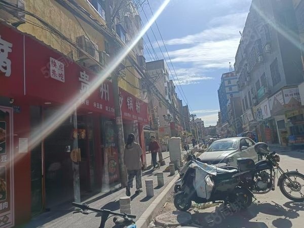 （转让）孙厝步行街双门面8.8米宽小吃店转让