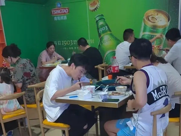 临街门面 停车方便 门前无遮挡 杏锦路店铺转让，大照/集体照_图3