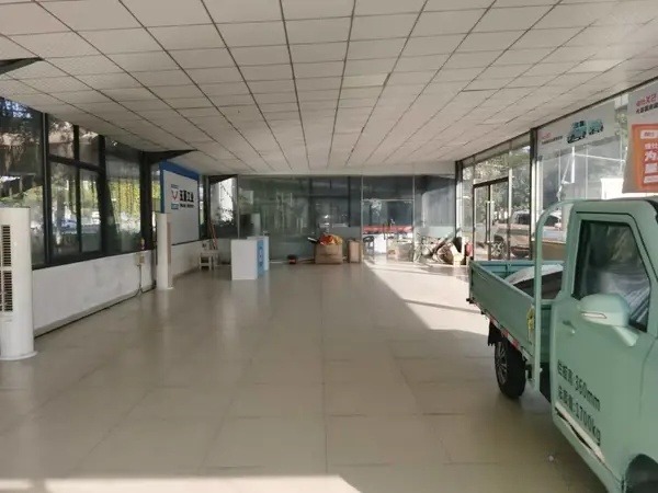 方正展厅，合适产品展示，仓储及汽车品牌经验