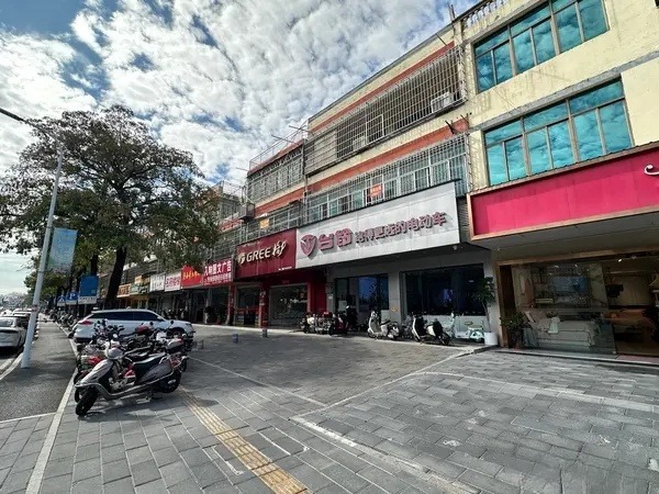 （转让）新兴街97-99号沿街商铺 可做培训、公寓 有独立楼梯通道，大照/集体照_图3