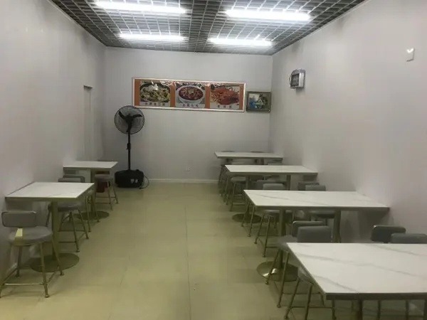 （转让）东蒲路临街门面 有固定客源 欢迎考察 人流量大，大照/集体照