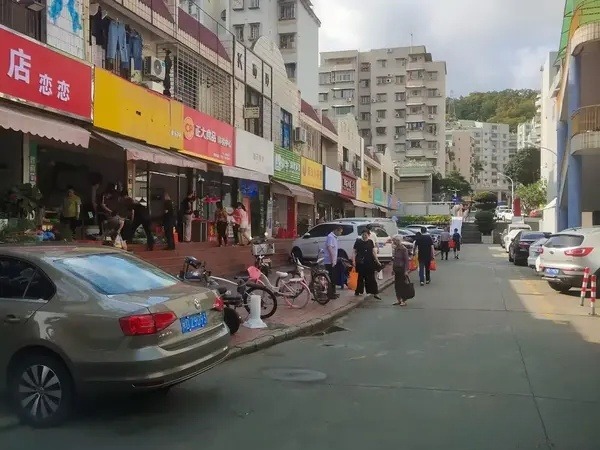 （出租）紧挨超市菜市场居民区旁商铺房东自租58平双层，大照/集体照_图13